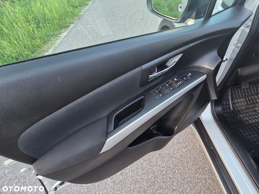 Suzuki SX4 S-Cross 1.6 VVT 4x2 limited+ - 26