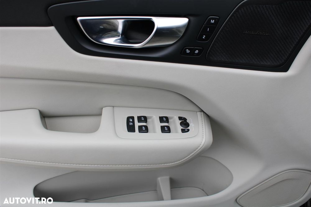 Volvo XC 60 B4 D AWD Plus Bright - 9