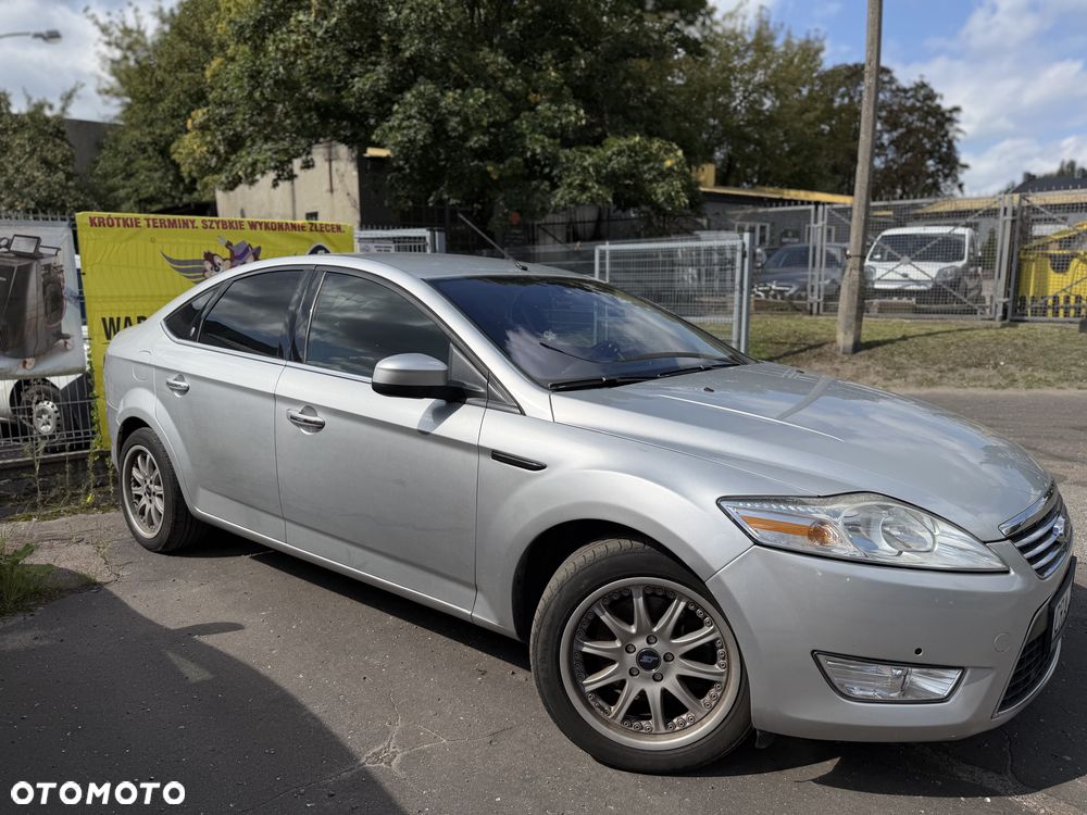 Ford Mondeo 2.0 TDCi Ghia - 14