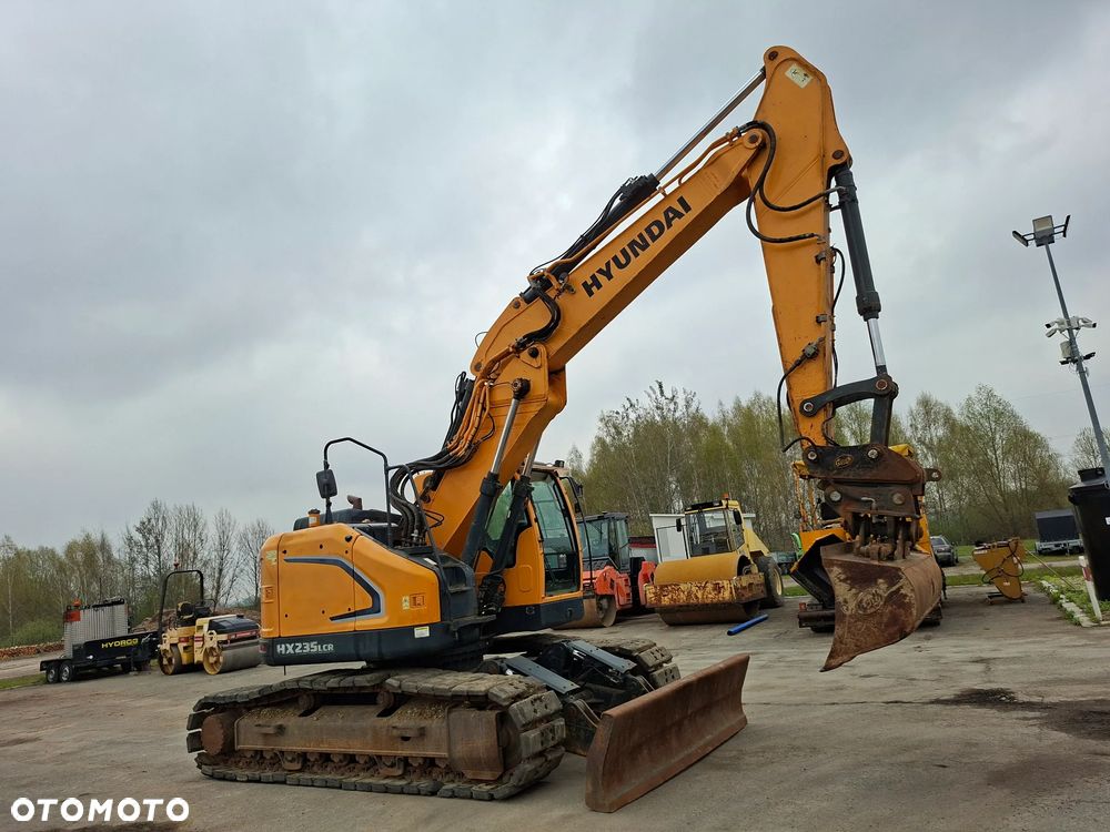 Hyundai HX235 LCR - 3