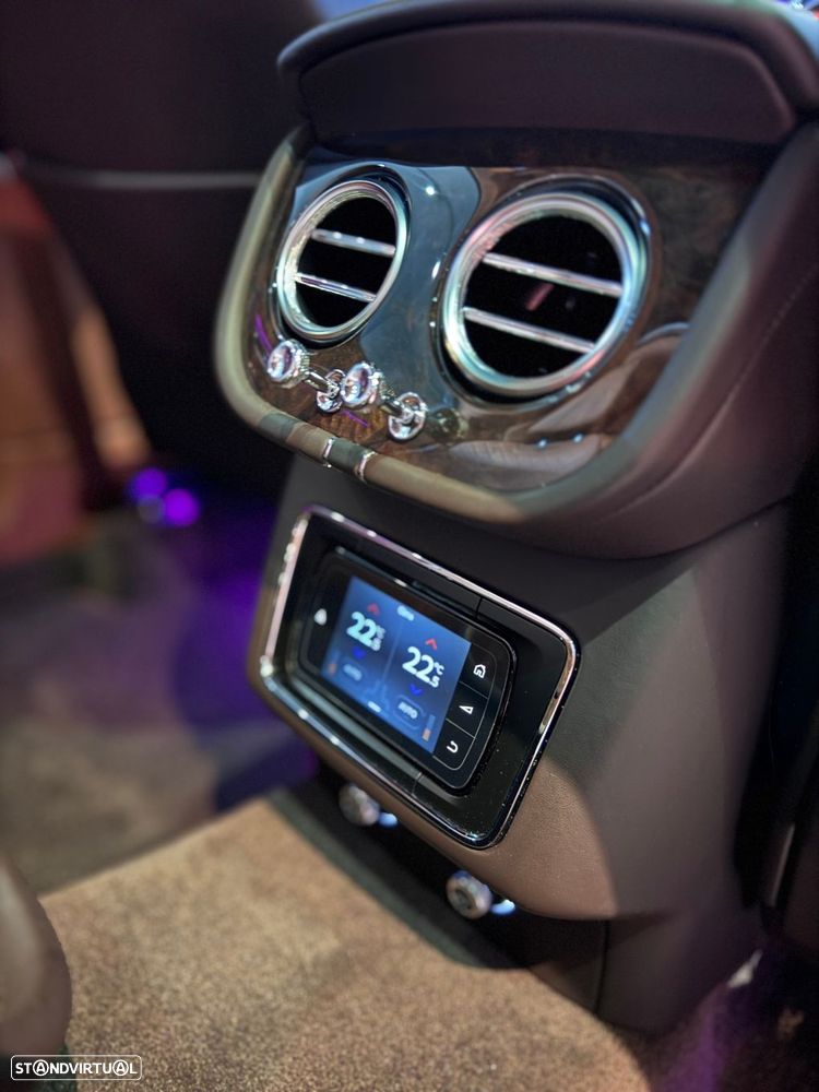 Bentley Bentayga Hybrid - 53