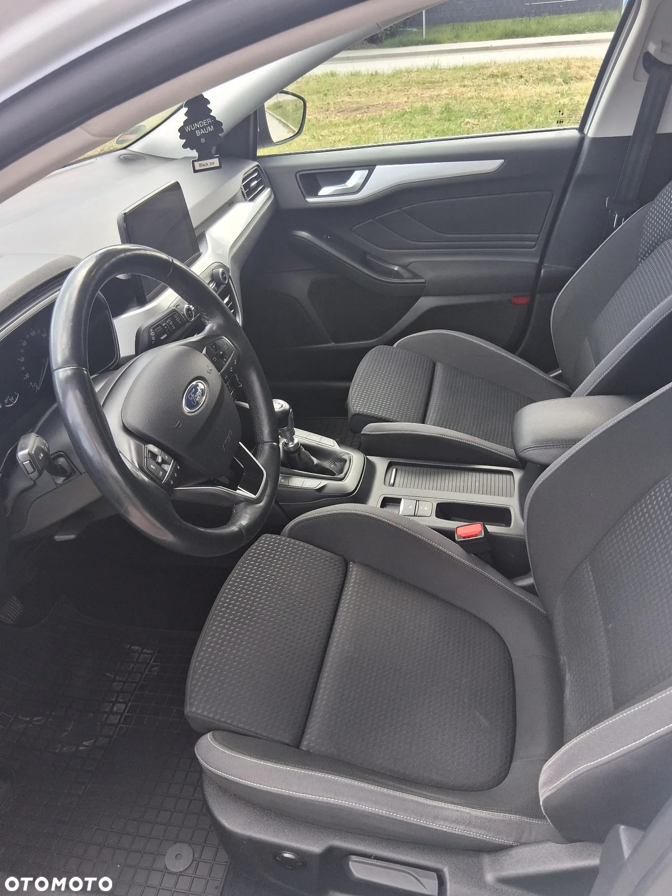 Ford Focus 2.0 EcoBlue Titanium - 14