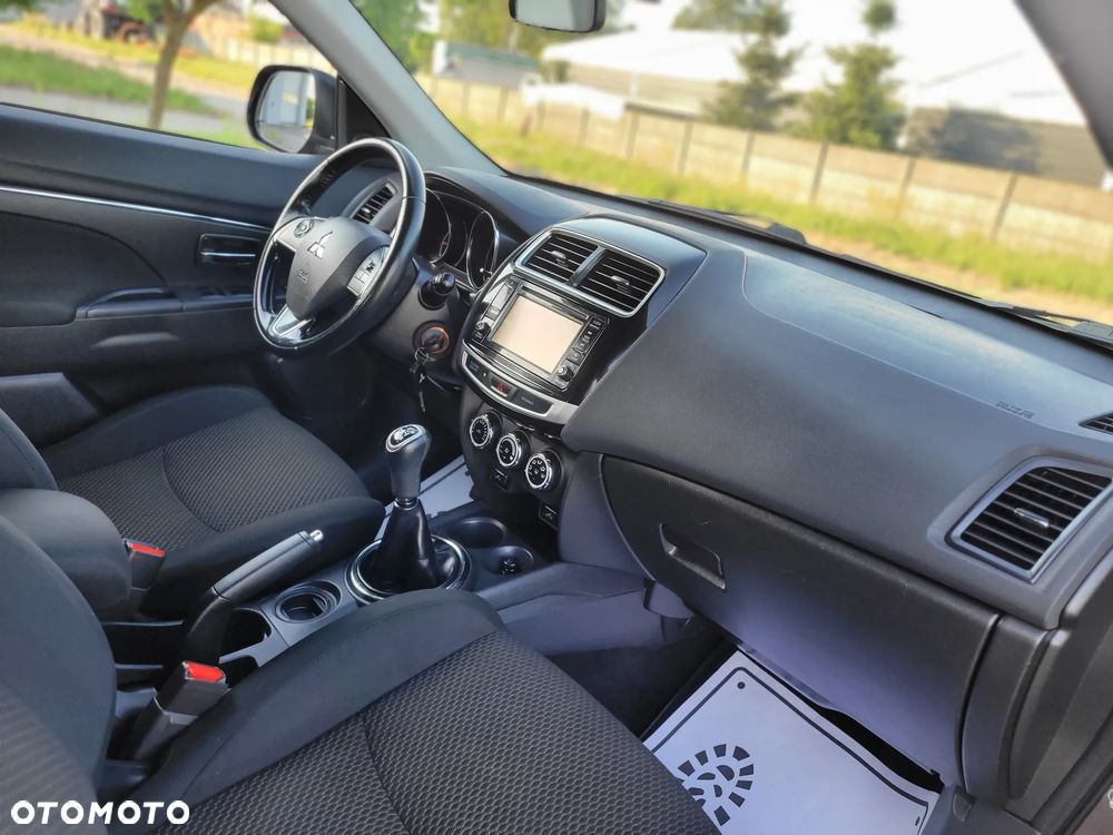 Mitsubishi ASX - 17