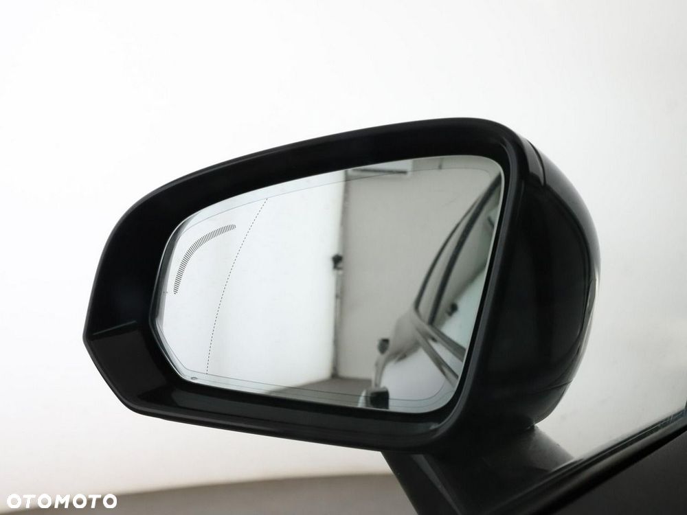 Volvo V60 T8 AWD Recharge Geartronic RDesign - 38
