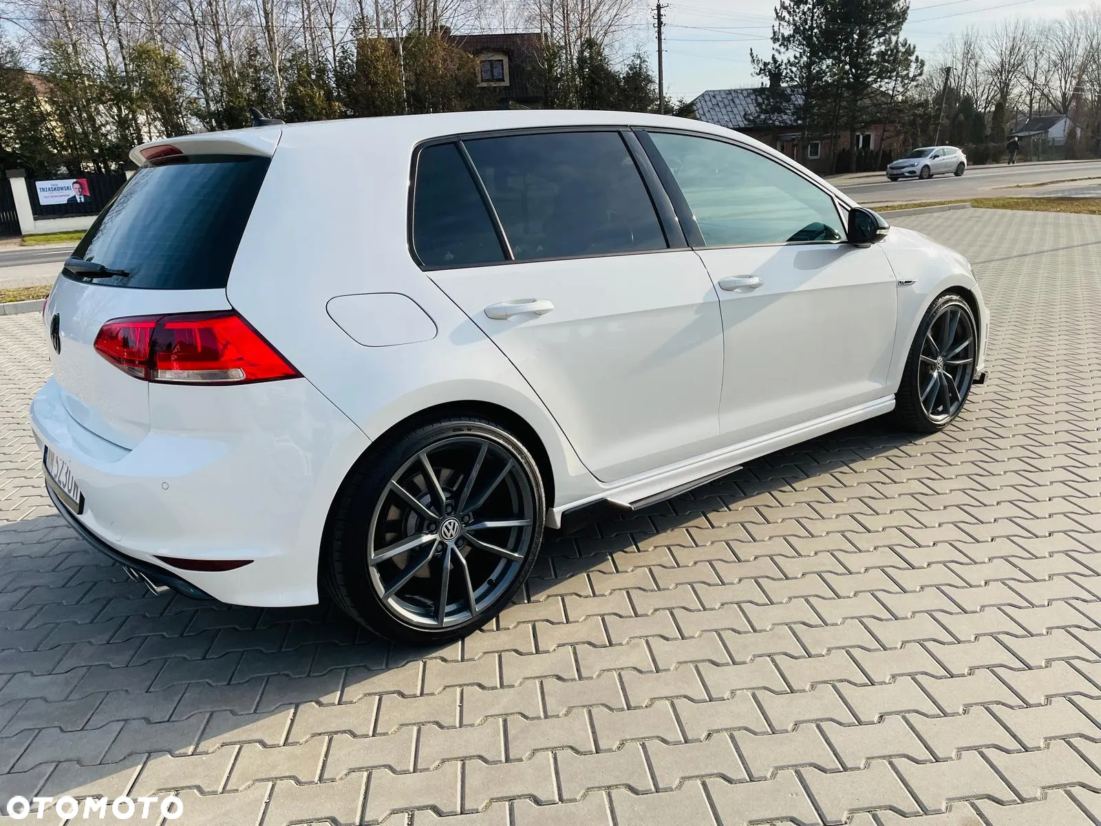 Volkswagen Golf VII 2.0 TSI BMT 4Mot R - 16
