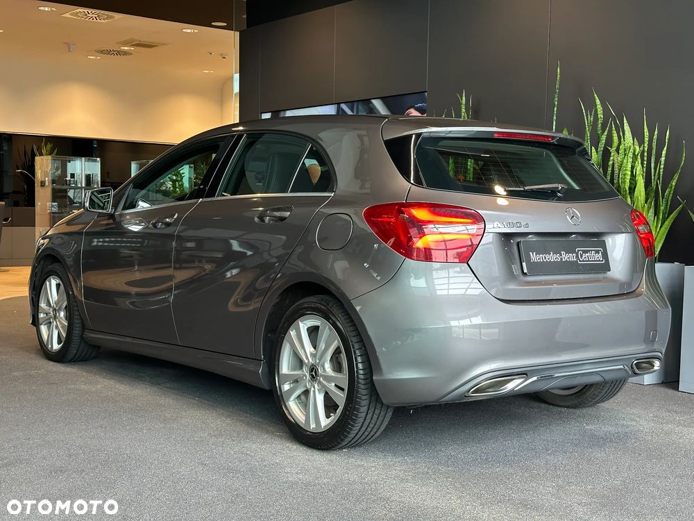 Mercedes-Benz Klasa A 180 d 7G-DCT Urban - 4