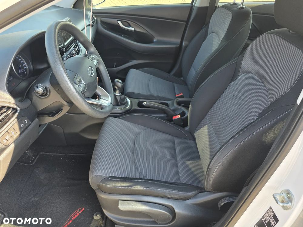 Hyundai i30 1.4 Comfort - 19