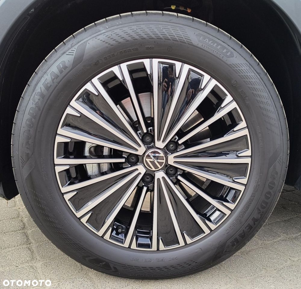 Volkswagen Tiguan - 29