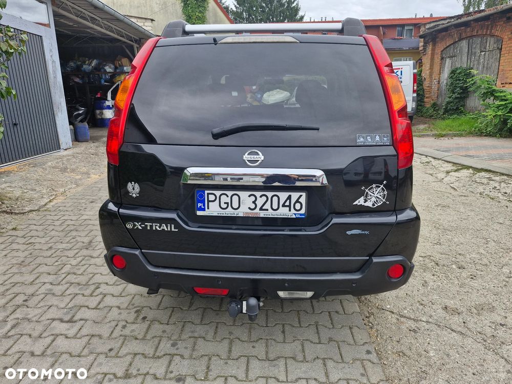 Nissan X-Trail 2.0 4x4 XE - 4