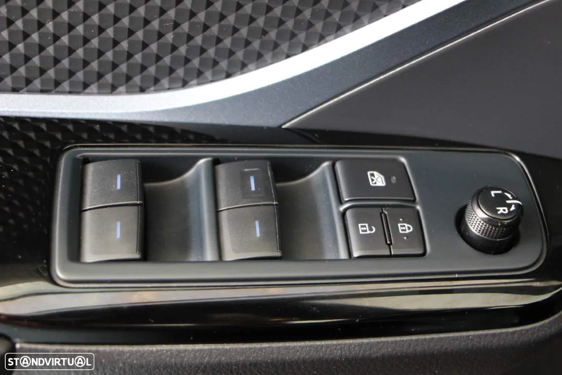 Toyota C-HR 1.8 Hybrid Square Collection - 22