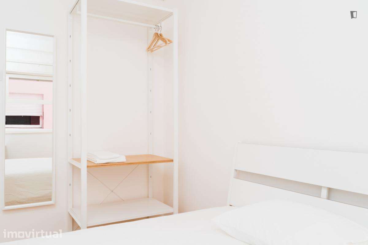 Quarto - localizado em Cedofeita Porto - Grande imagem: 4/36