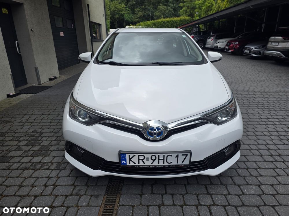 Toyota Auris - 4