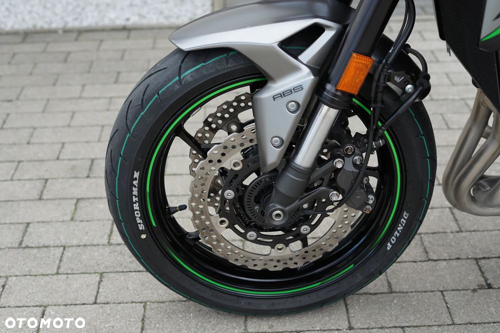 Kawasaki Z 900 - 33