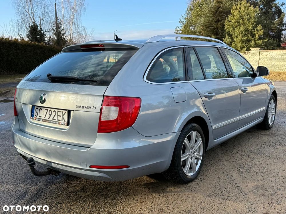 Skoda Superb 2.0 TDI Platinum - 27