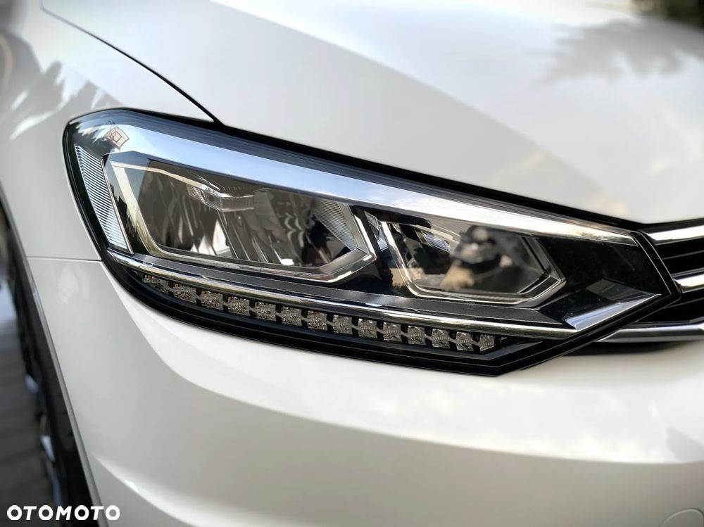 Volkswagen Touran 1.4 TSI BMT Comfortline - 19