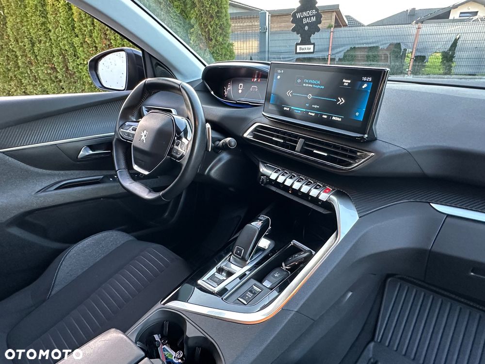 Peugeot 5008 1.5 BlueHDi Active Pack S&S EAT8 - 26