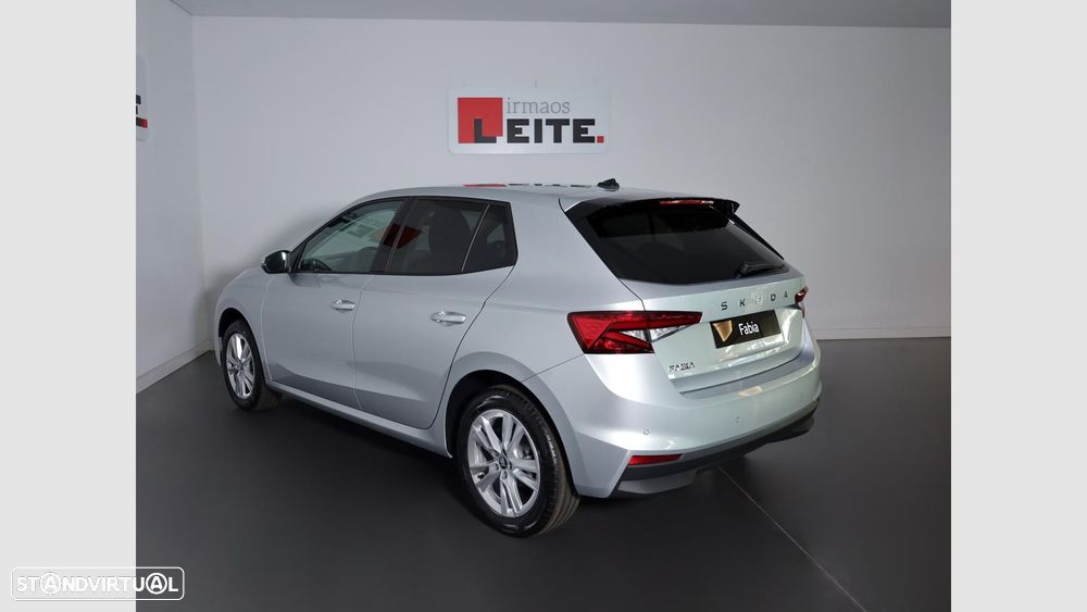 Skoda Fabia 1.0 TSI Selection DSG - 17