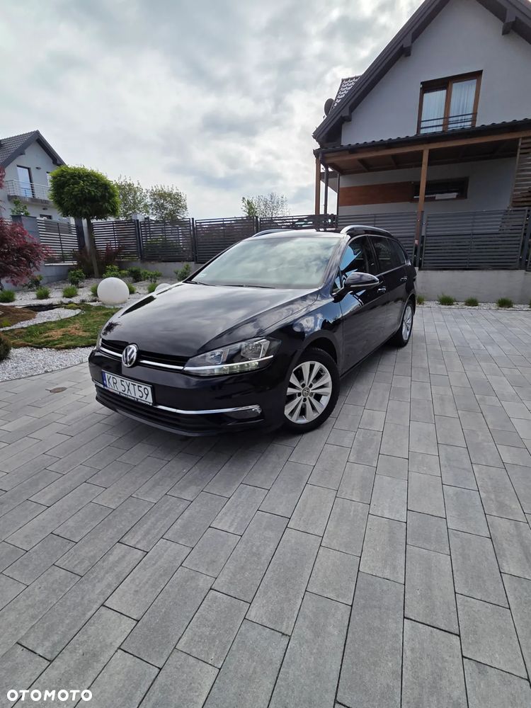Volkswagen Golf Variant - 1