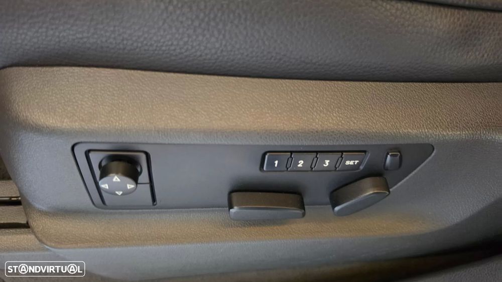 Volkswagen Touareg 3.0 TDI V6 Tiptronic — fotografia 41