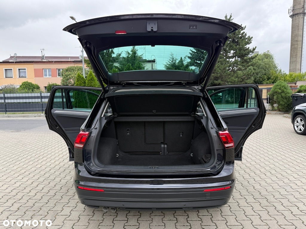 Volkswagen Tiguan 2.0 TDI SCR DSG IQ.DRIVE - 12