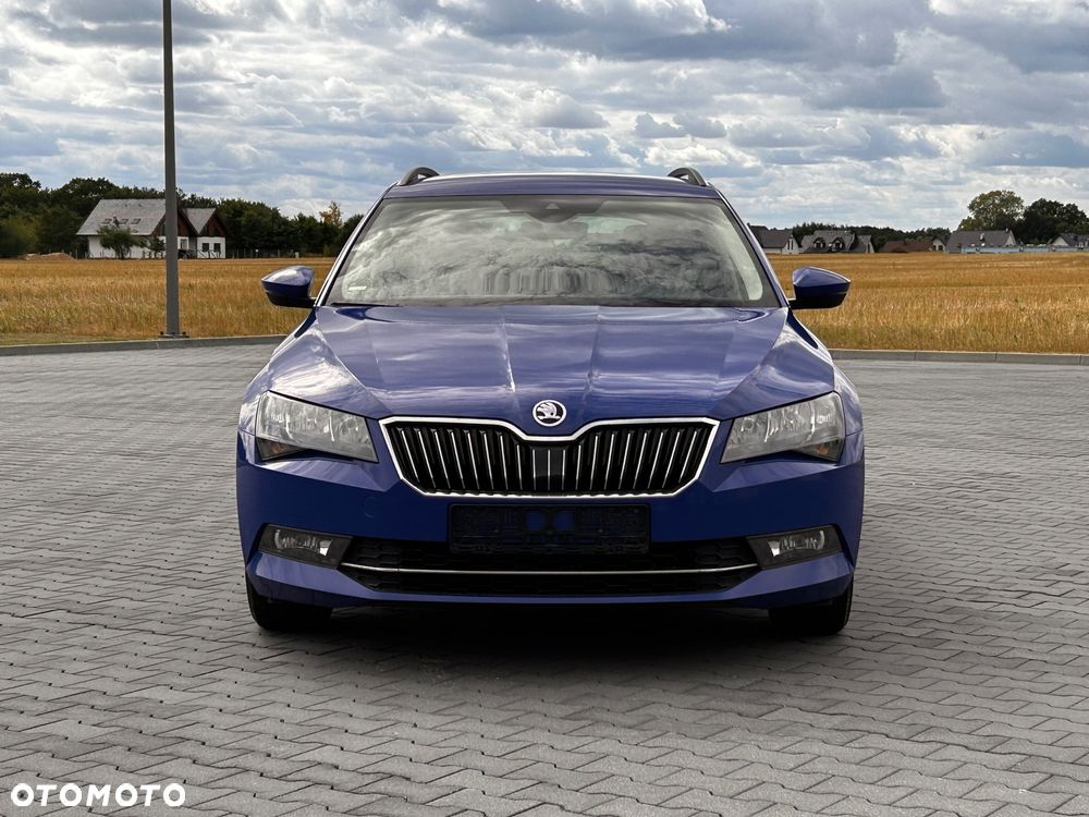 Skoda Superb 2.0 TDI DSG Active - 2