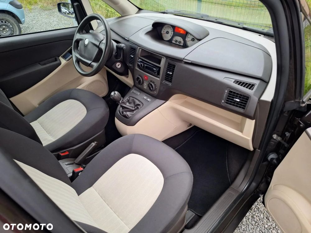 Lancia Musa 1.9 MTJ Oro - 6