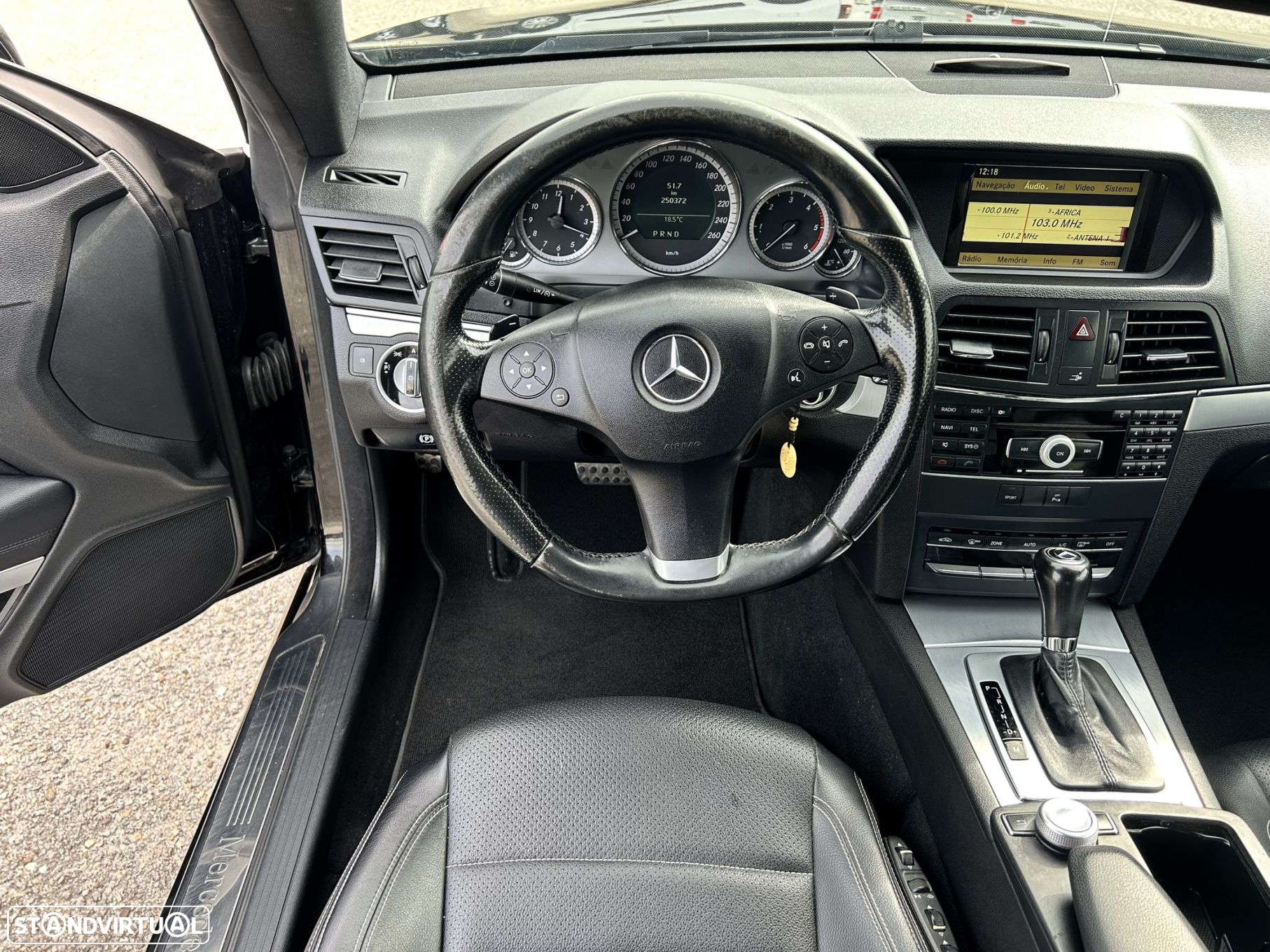 Mercedes-Benz E 250 CDi Avantgarde BlueEfficiency Auto. - 28
