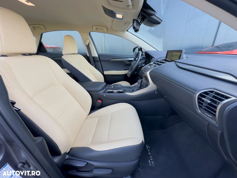 Lexus Seria NX 300h AWD Executive Plus - 23