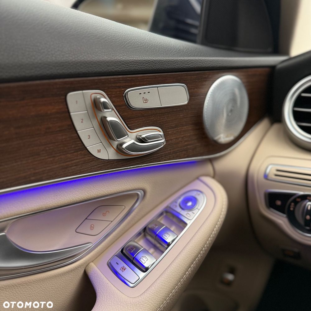 Mercedes-Benz Klasa C 300 9G-TRONIC Avantgarde - 18