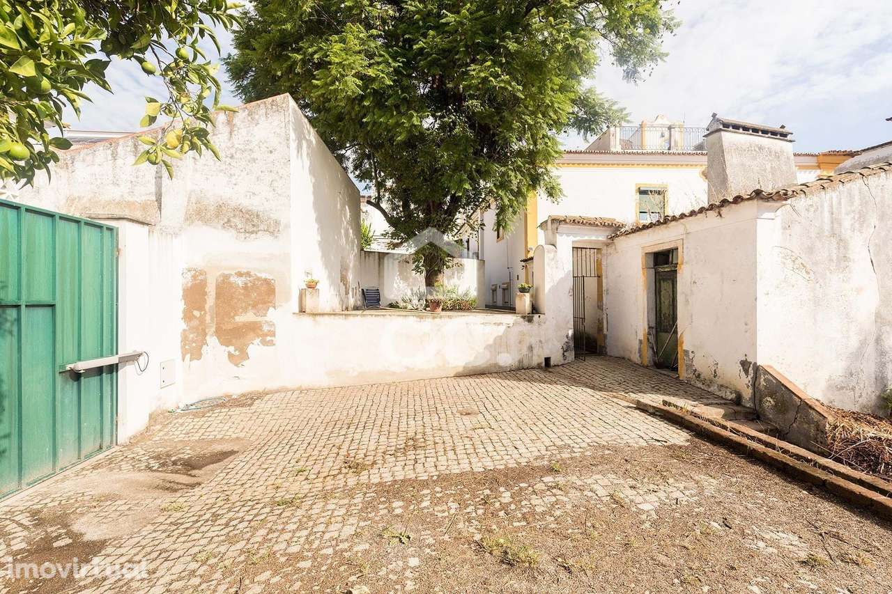 Casa senhorial com amplo quintal e projecto aprovado | Centro Históric - Grande imagem: 3/53