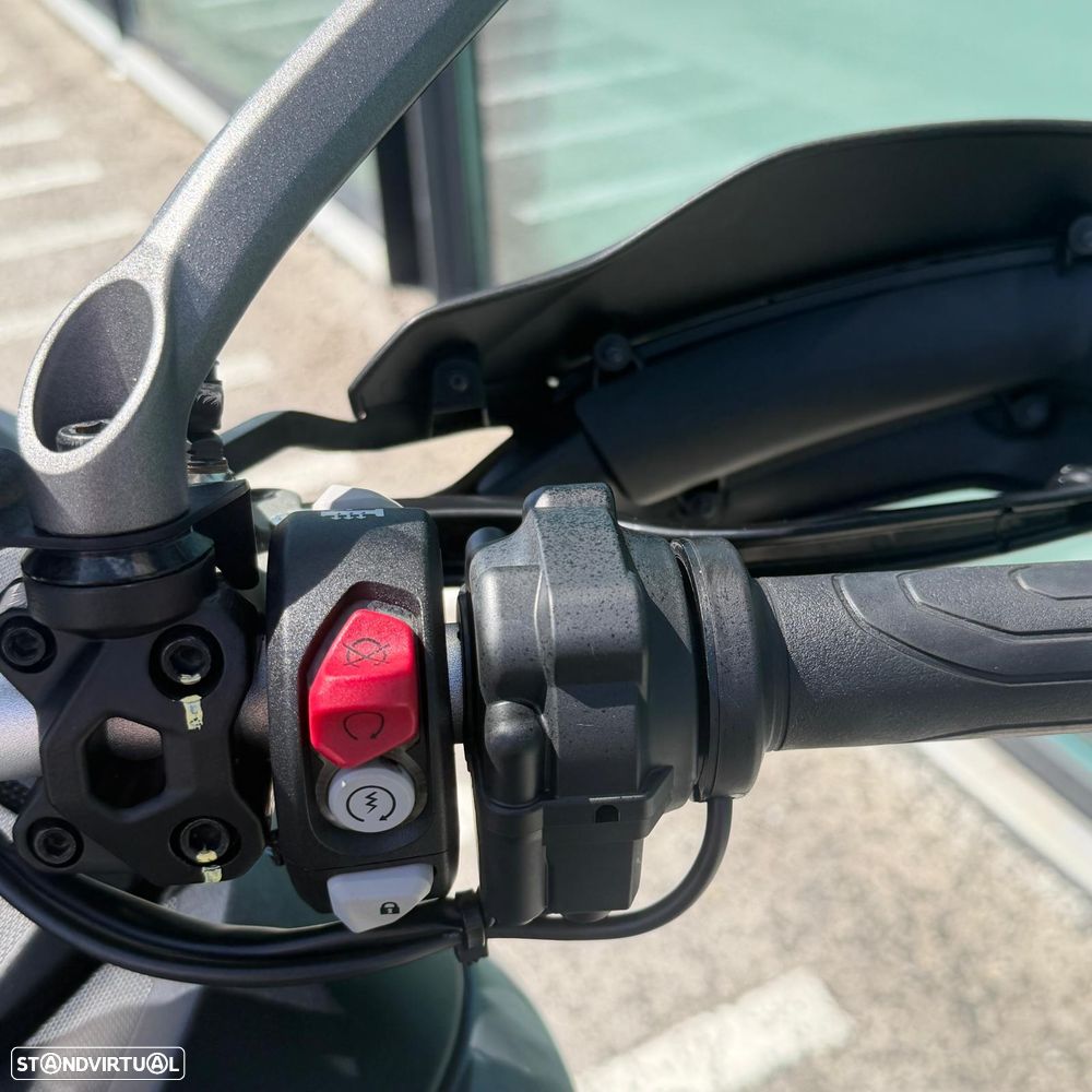 Ducati Multistrada V2S - 13