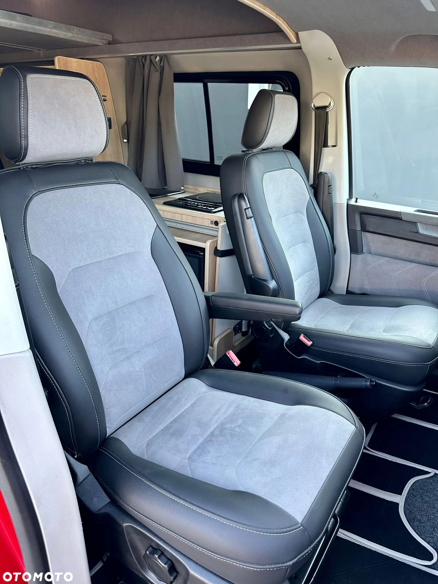 Volkswagen Transporter T6 BiTDI L2H2 4Motion - 8