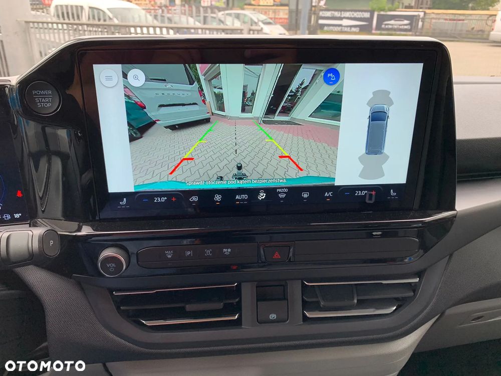 Ford Tourneo Custom 2.0 EcoBlue L2 Titanium SelectShift - 23