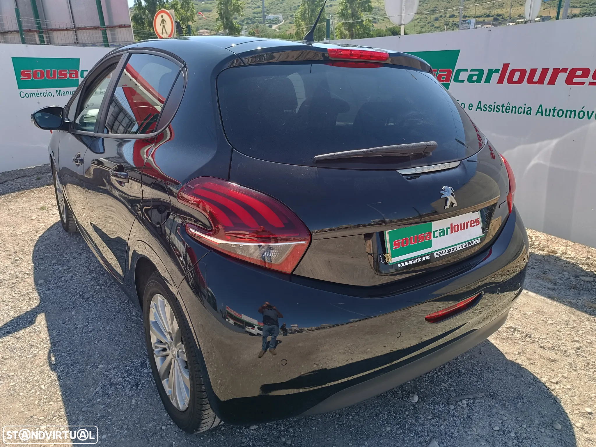 Peugeot 208 1.2 PureTech Style - 13