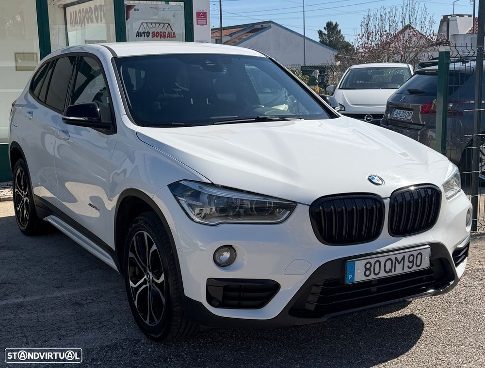 BMW X1 18 d sDrive Auto Line Sport - 2
