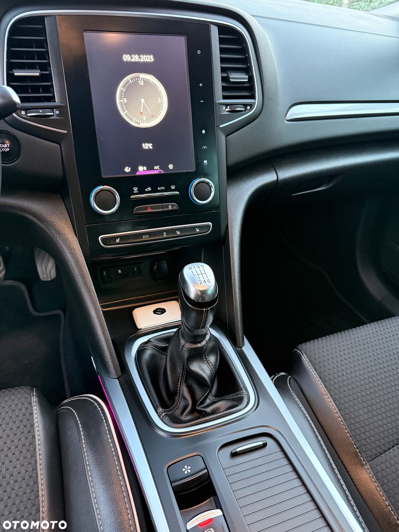 Renault Megane ENERGY TCe 130 BOSE EDITION - 11