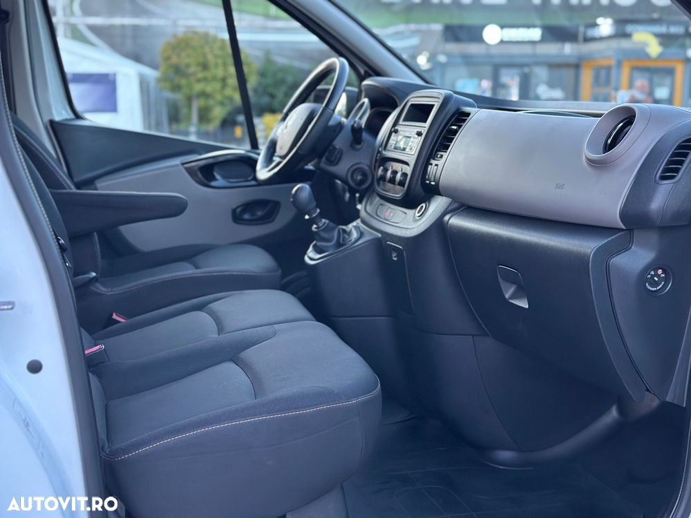 Renault Trafic - 9