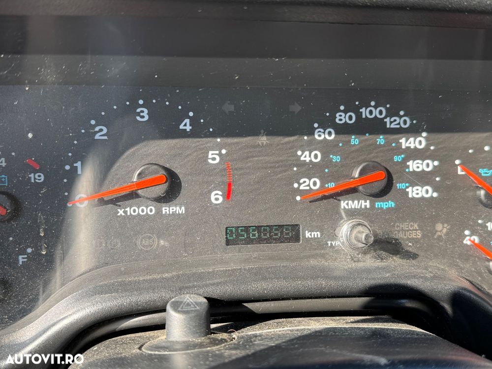 Jeep Wrangler - 9