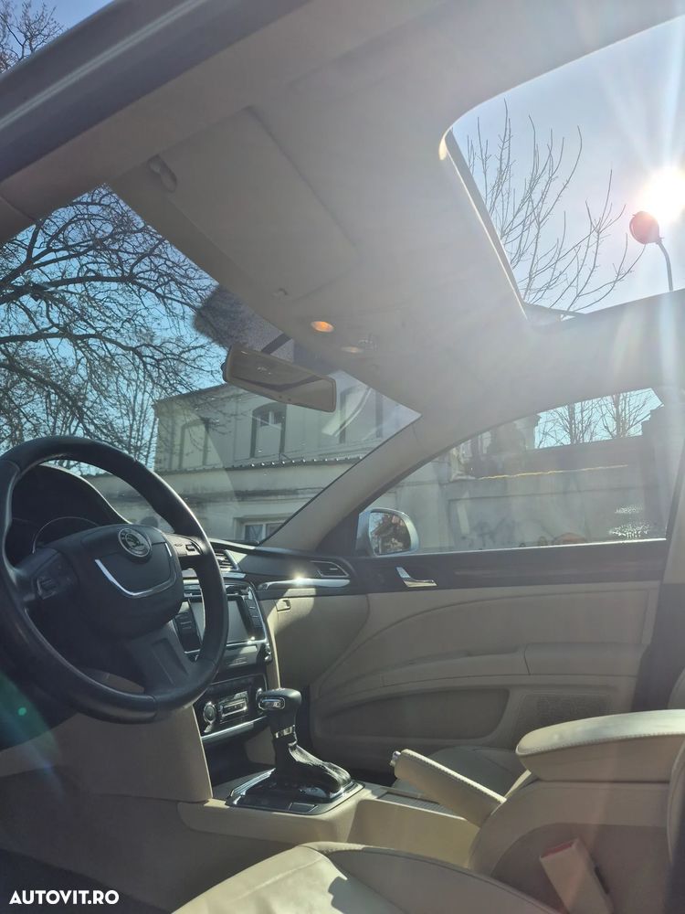 Skoda Superb 2.0 TSI Elegance DSG - 12