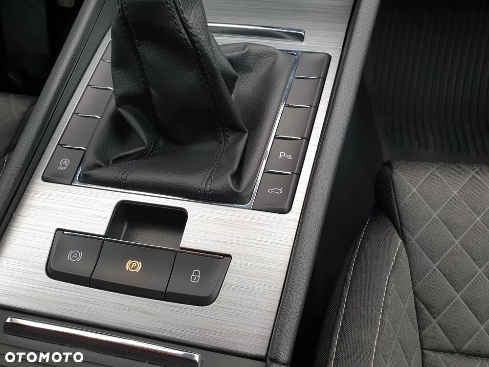 Skoda Superb 1.5 TSI Ambition - 30