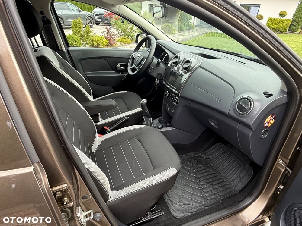 Dacia Sandero Stepway 0.9 TCe Laureate S&S EU6 - 23