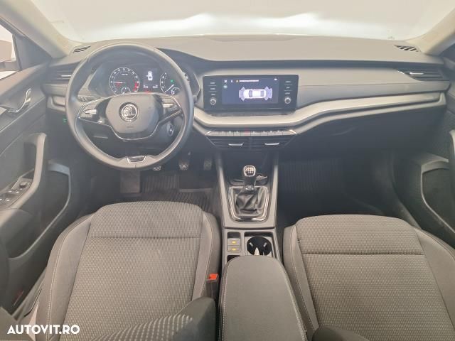 Skoda Octavia - 4