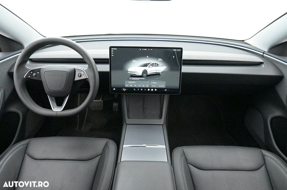 Tesla Model 3 - 9