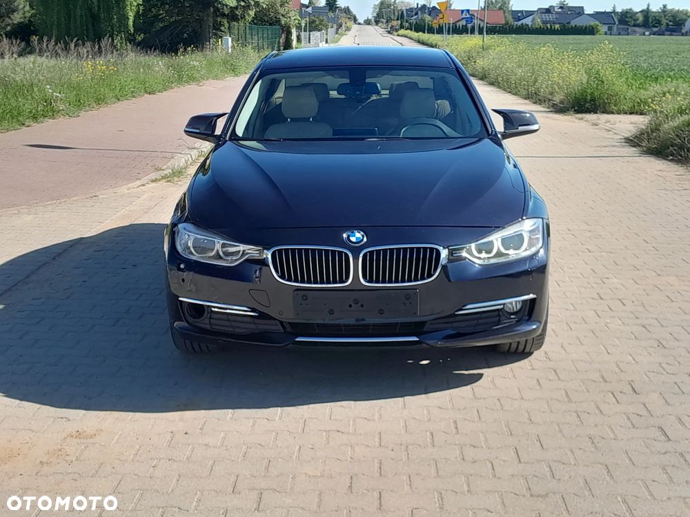 BMW Seria 3 320d Luxury Line - 8