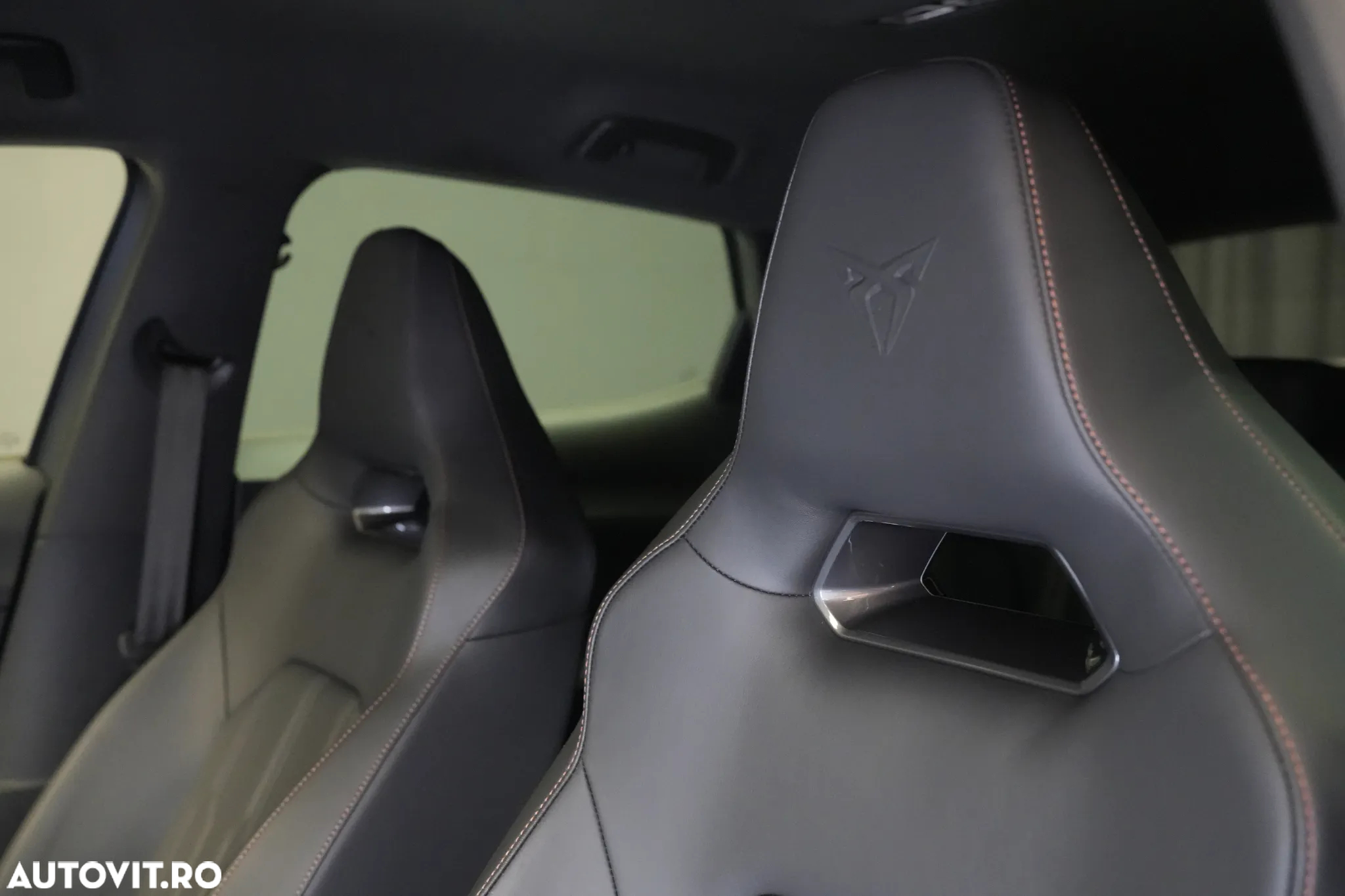 Cupra Formentor VZ5 2.5 TSI 4DRIVE DSG - 10