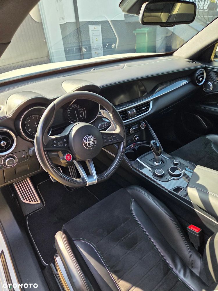 Alfa Romeo Stelvio 2.9 V6 Bi-Turbo Quadrifoglio Niring Q4 - 9