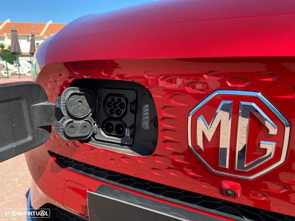 MG ZS Maximal Luxury - 13