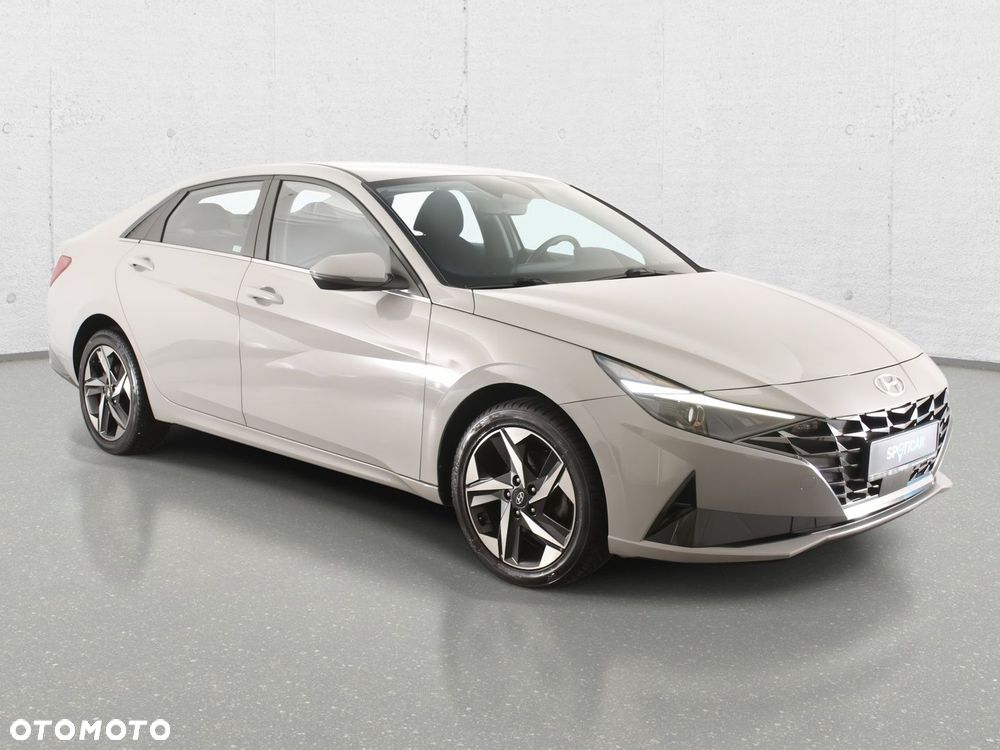 Hyundai Elantra 1.6 Smart CVT - 5