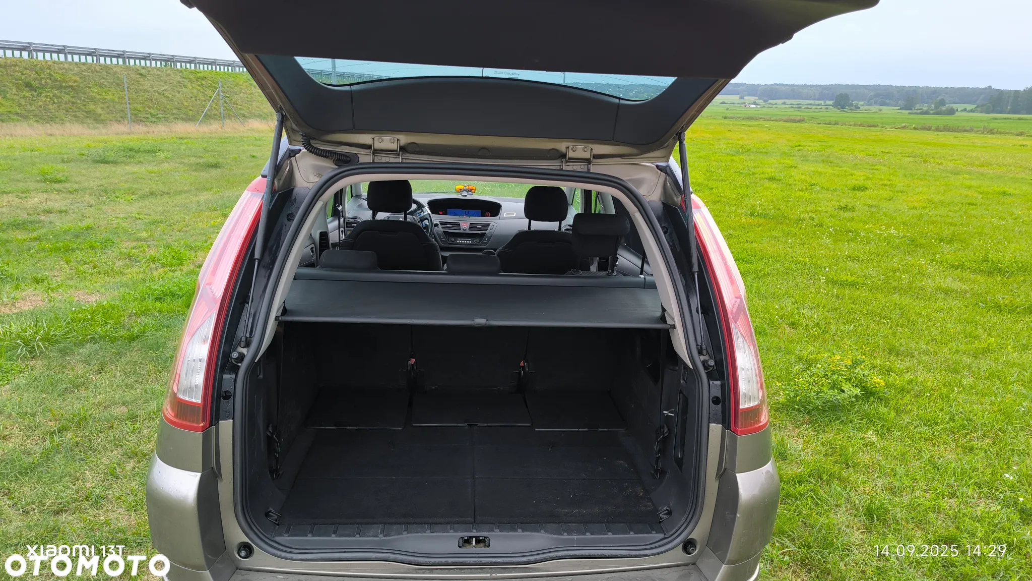 Citroën C4 Grand Picasso - 23
