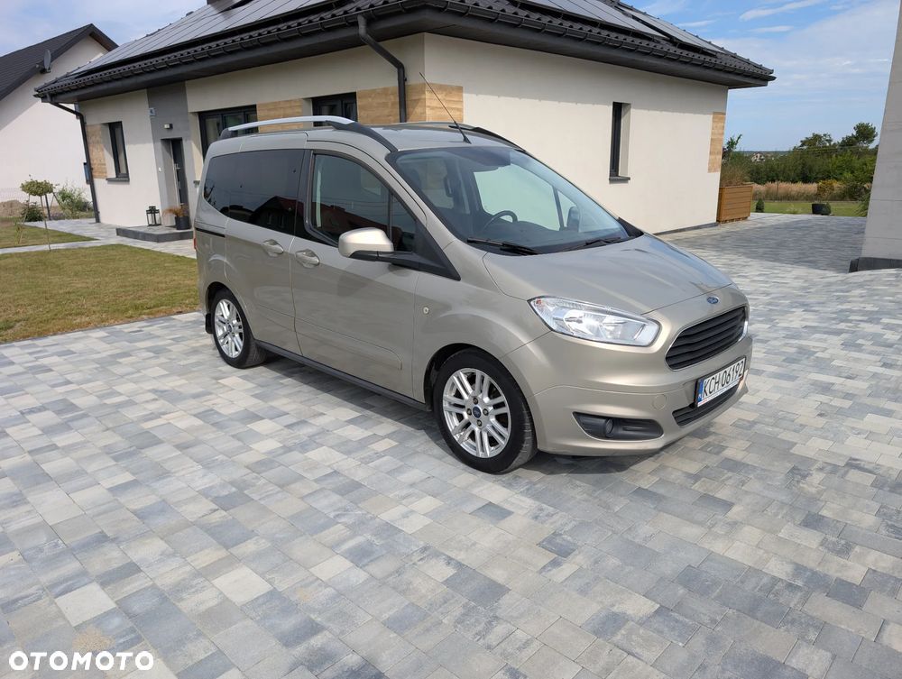 Ford Tourneo Courier 1.5 TDCi Trend - 25